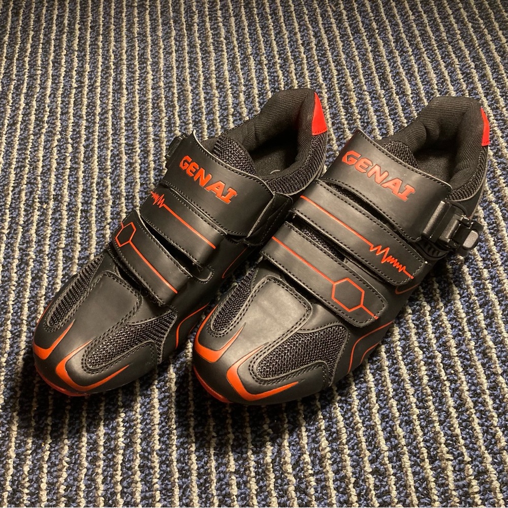 NEW GENAI Men Road Bike Shoes Unisex Cycling Cleats Size 43/Mens 9.5/Womens 11